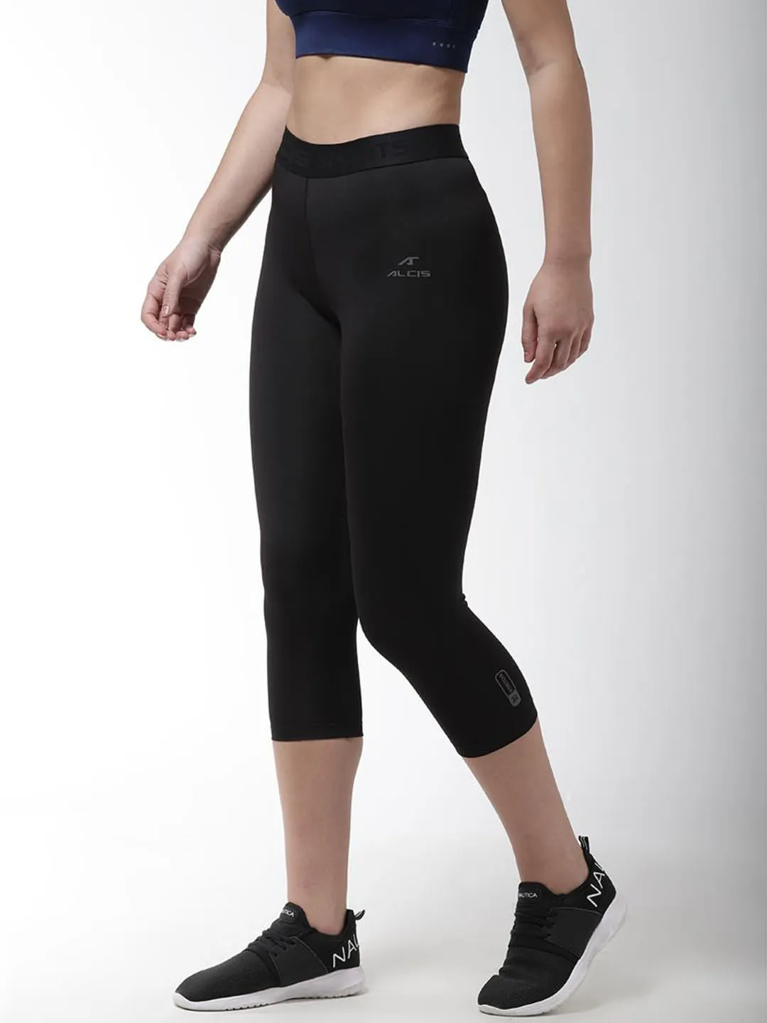 Alcis Women Black Solid 3/4th Compression Training Tights