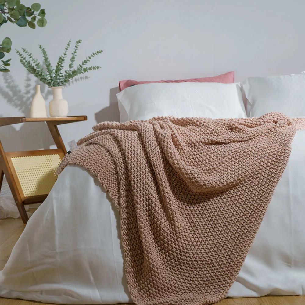 Blanket & Throw