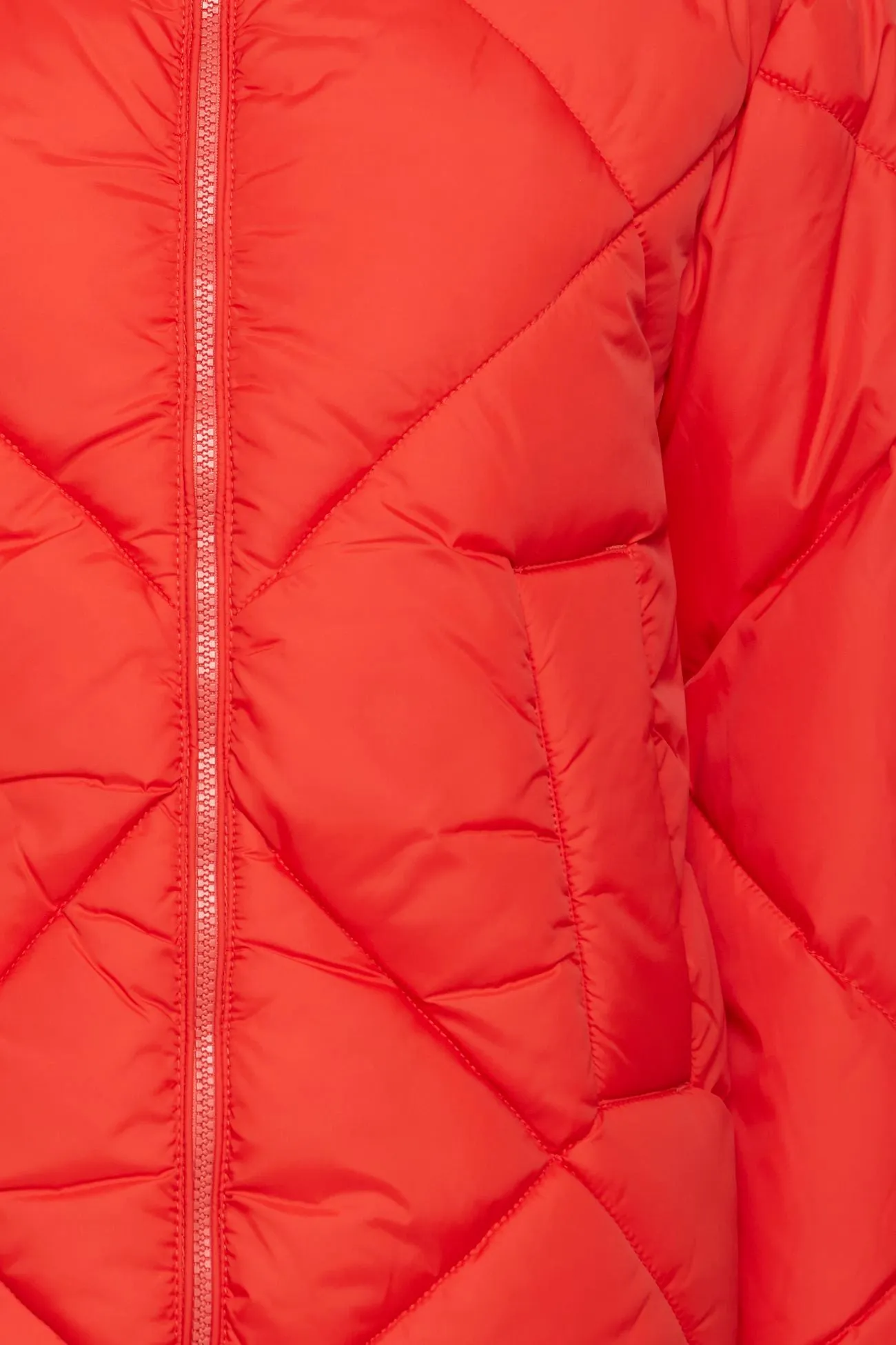 Byoung Bybomina Puffer Coat Aurora Red