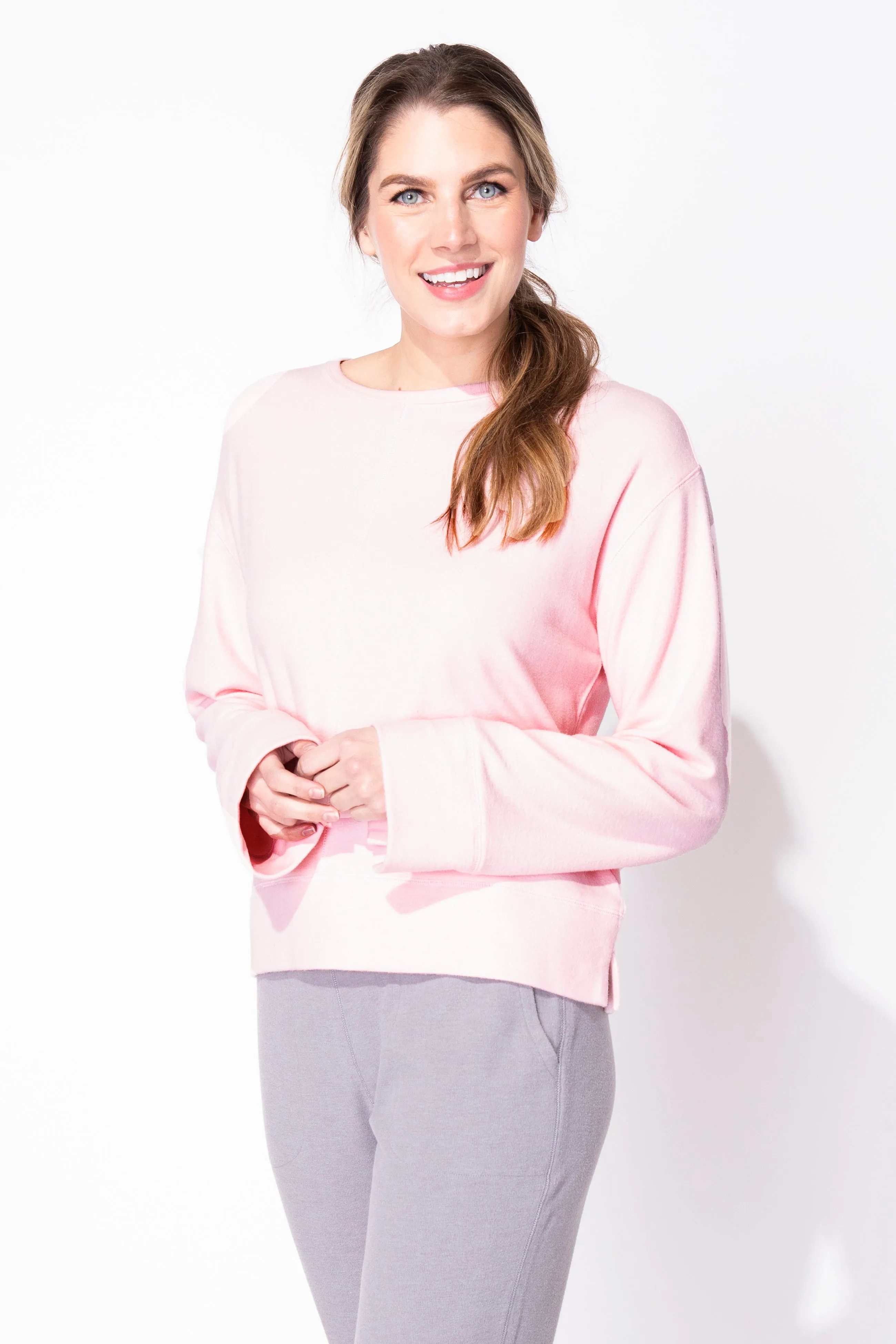ESCAPE - SNUGGLY PULLOVER