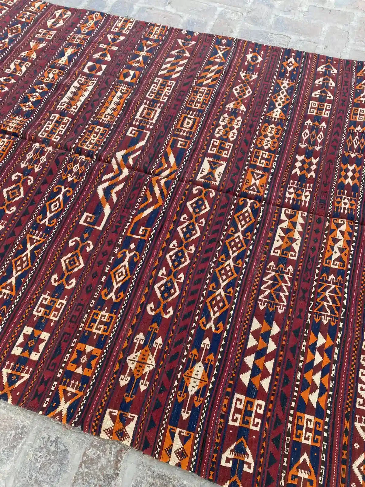 Handwoven Gajari Shawl Kilim - 5.10 x 9.10