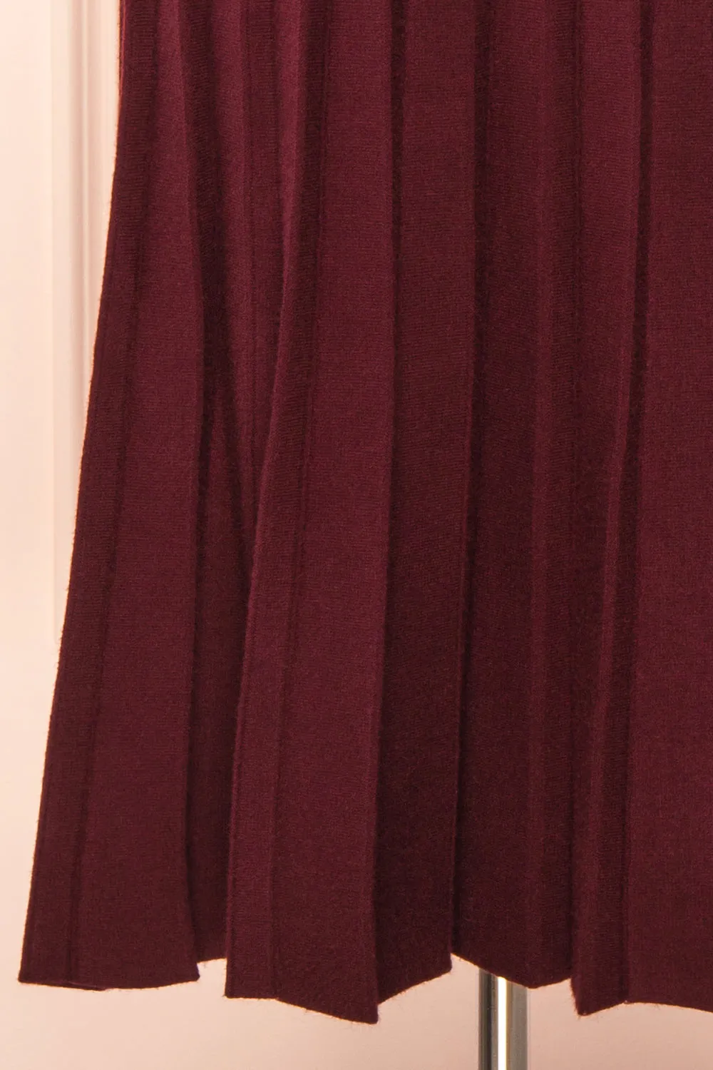 Neve Burgundy | Midi Knit Pleated Skirt