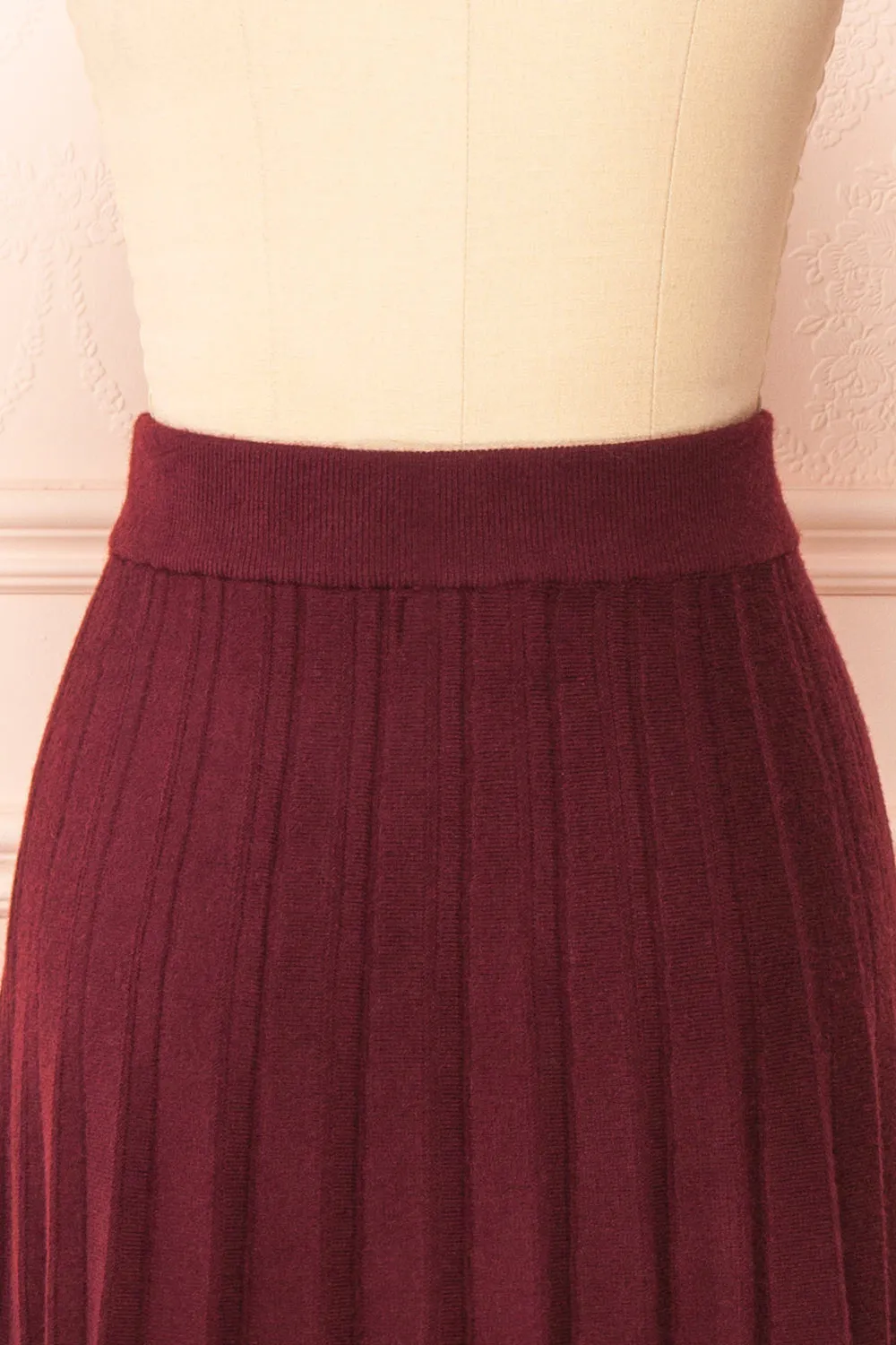 Neve Burgundy | Midi Knit Pleated Skirt