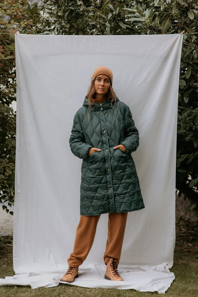 Oksana W, Puffer Jacket - Dark Leaf