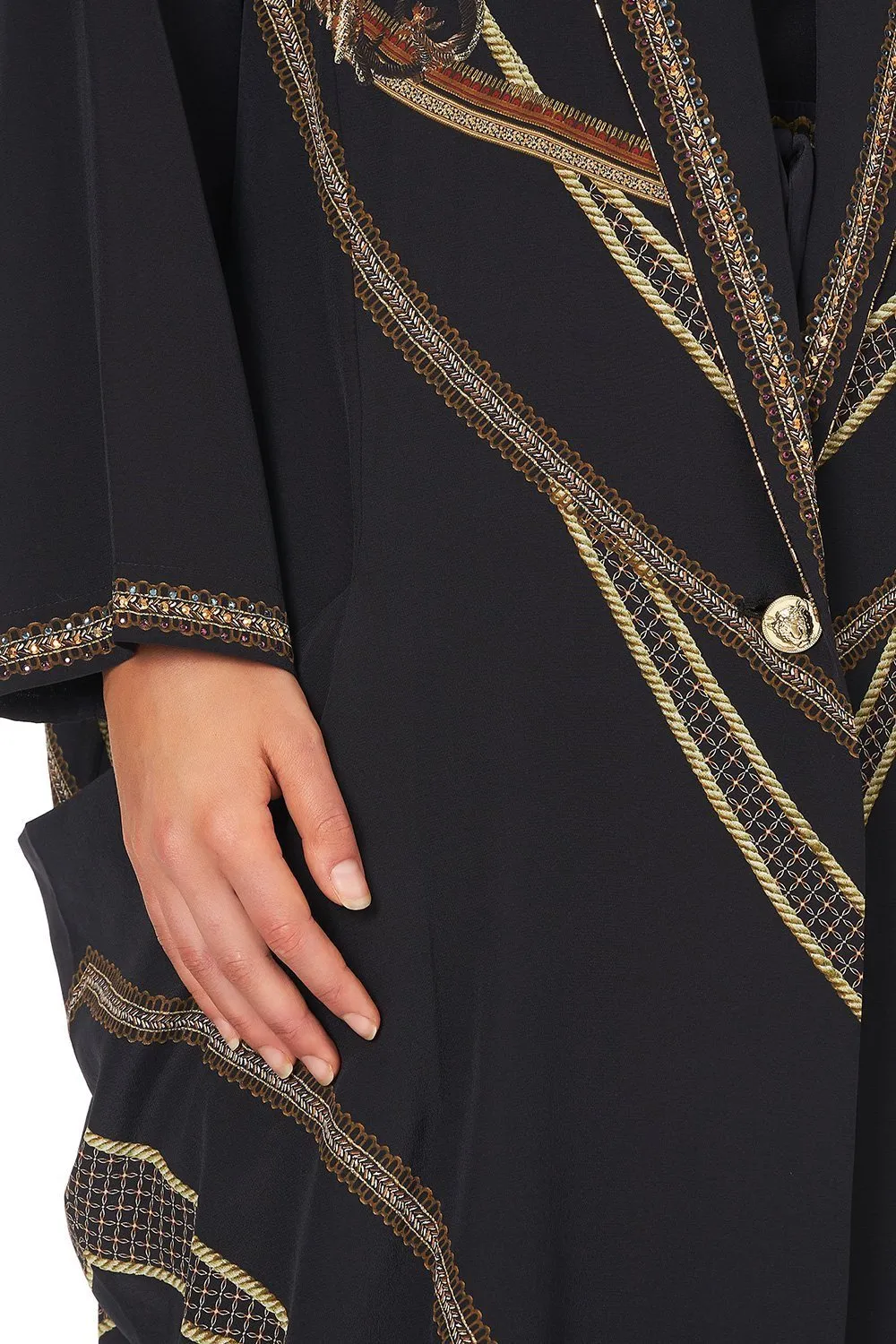 RELAXED PANEL COAT BELLE OF THE BAROQUE