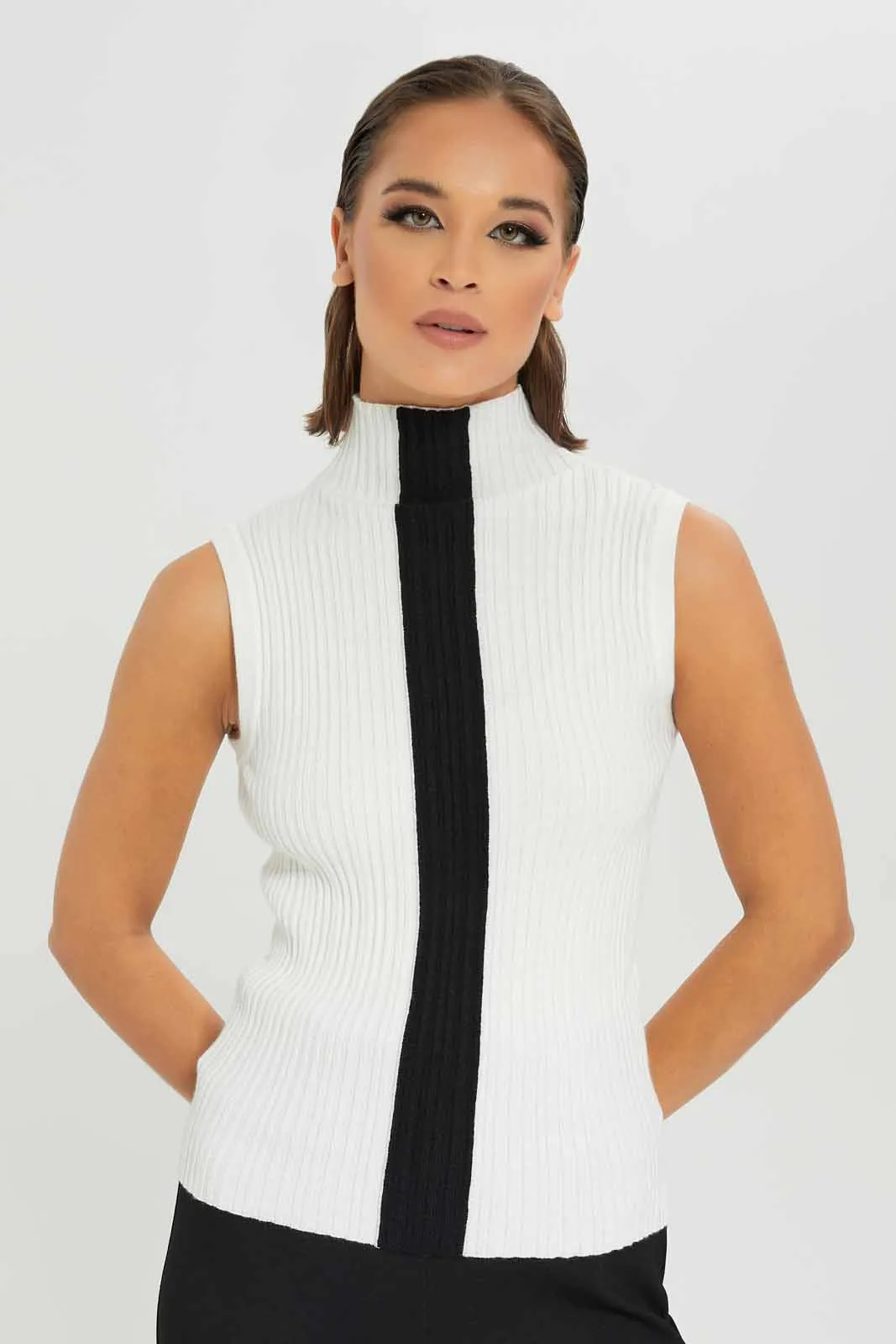 Women White And Black Pullover
