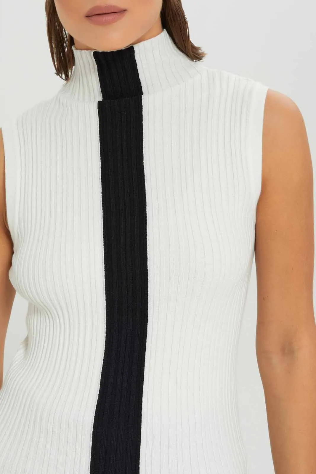 Women White And Black Pullover